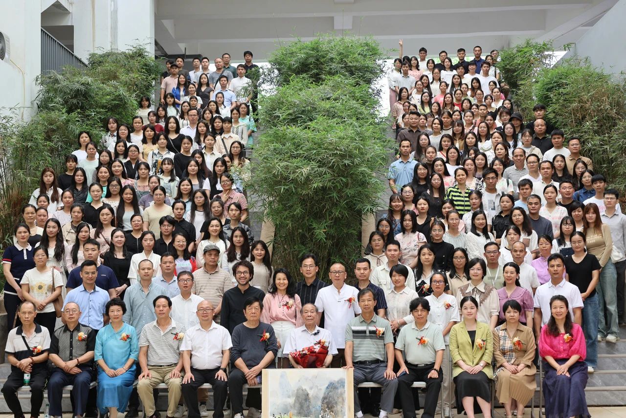 桂平市中小学美术教师水彩画专题培训活动暨大藤峡水彩画社成立仪式在我校顺利举行 丨 乐动平台